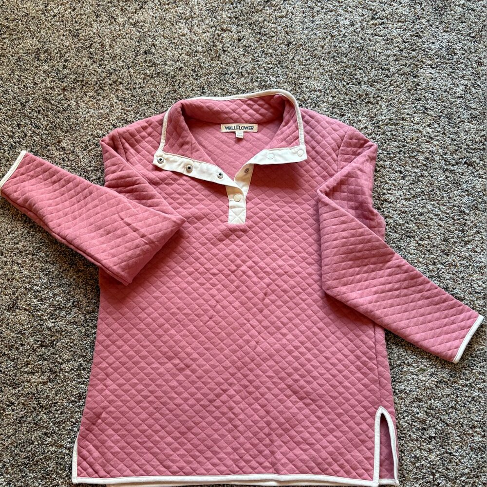 Rose Quilted Sweater - Picture 2 of 4